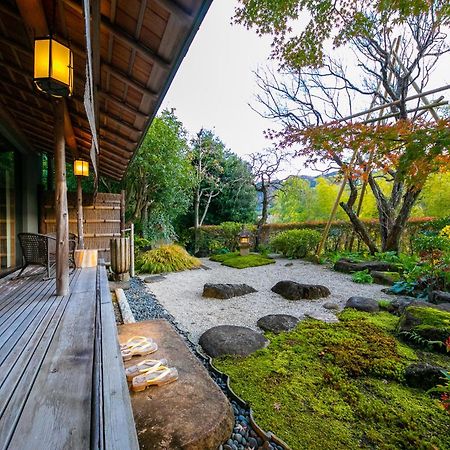 Fukiya Ryokan Yugawara Eksteriør billede