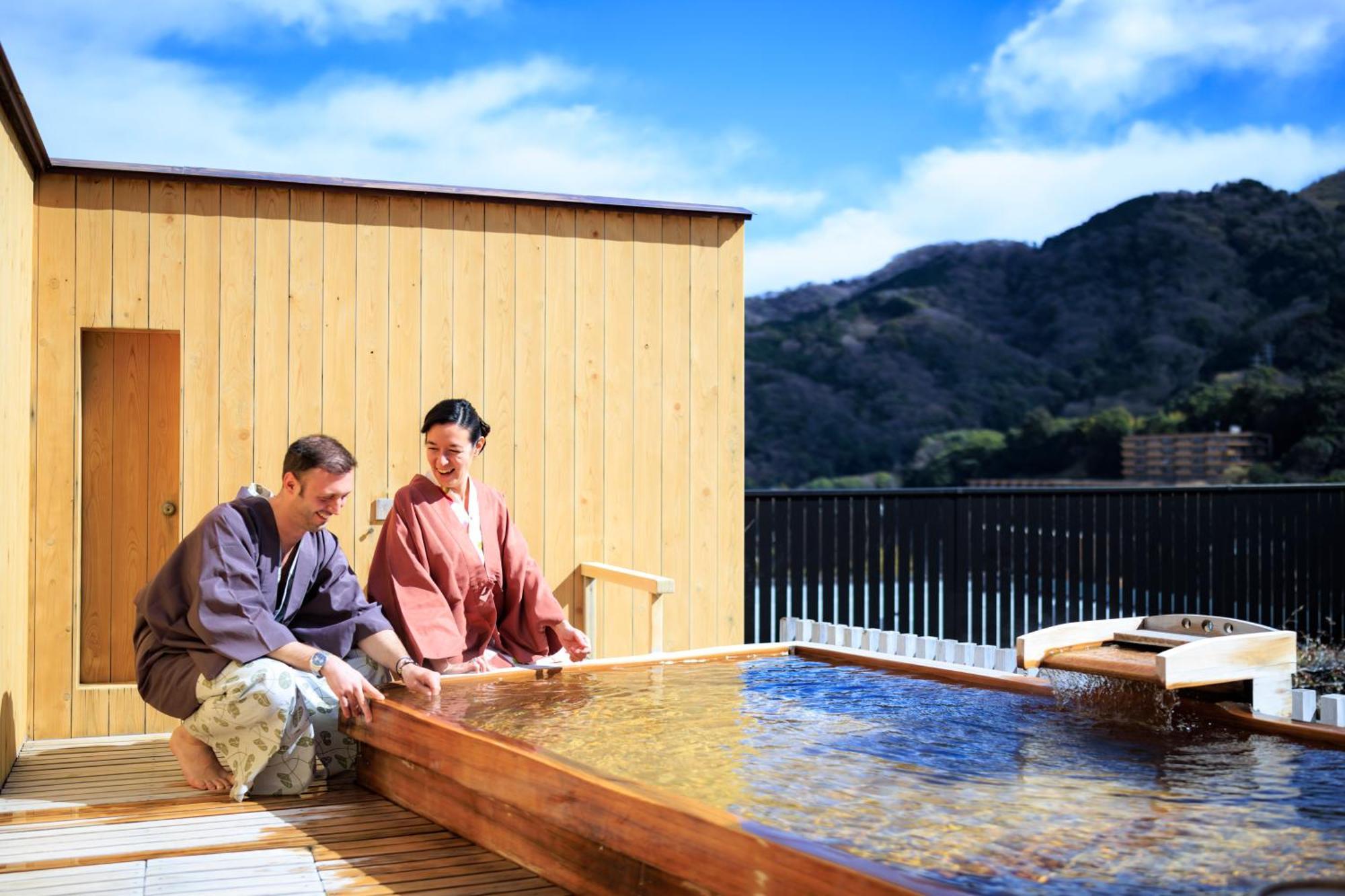 Fukiya Ryokan Yugawara Eksteriør billede