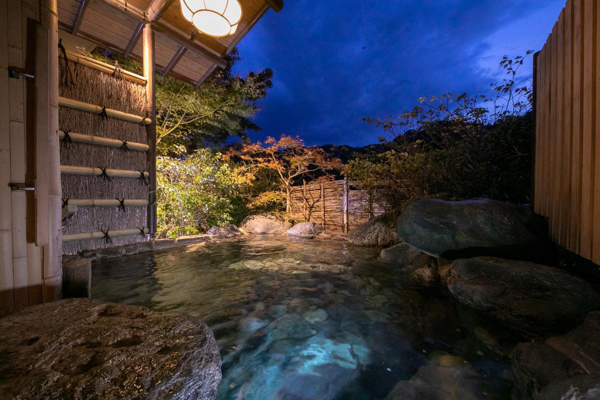 Fukiya Ryokan Yugawara Eksteriør billede