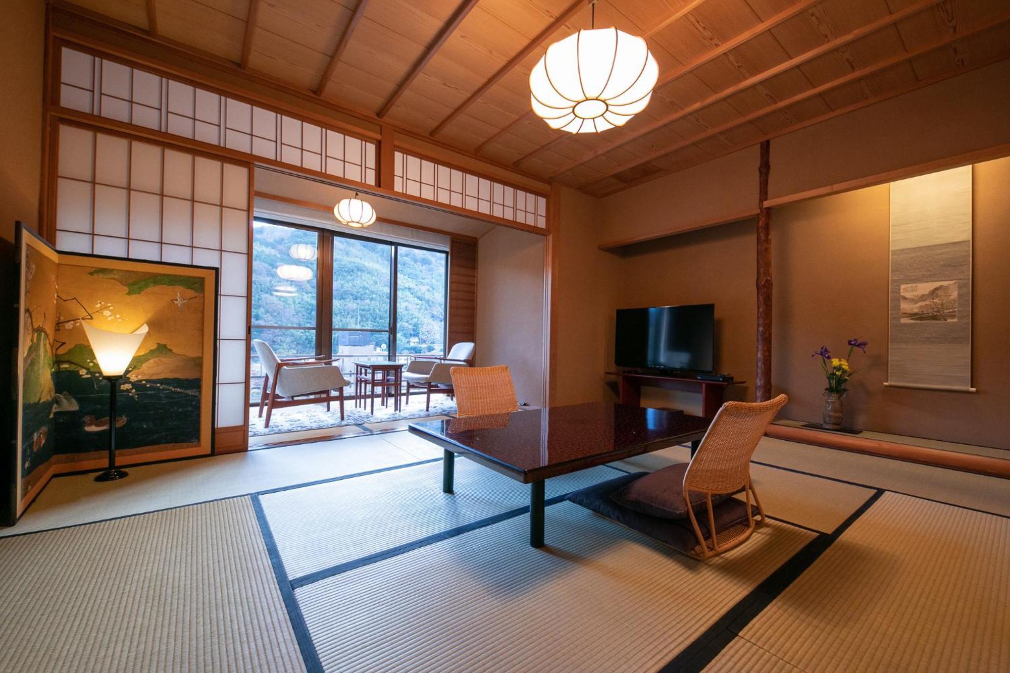 Fukiya Ryokan Yugawara Eksteriør billede