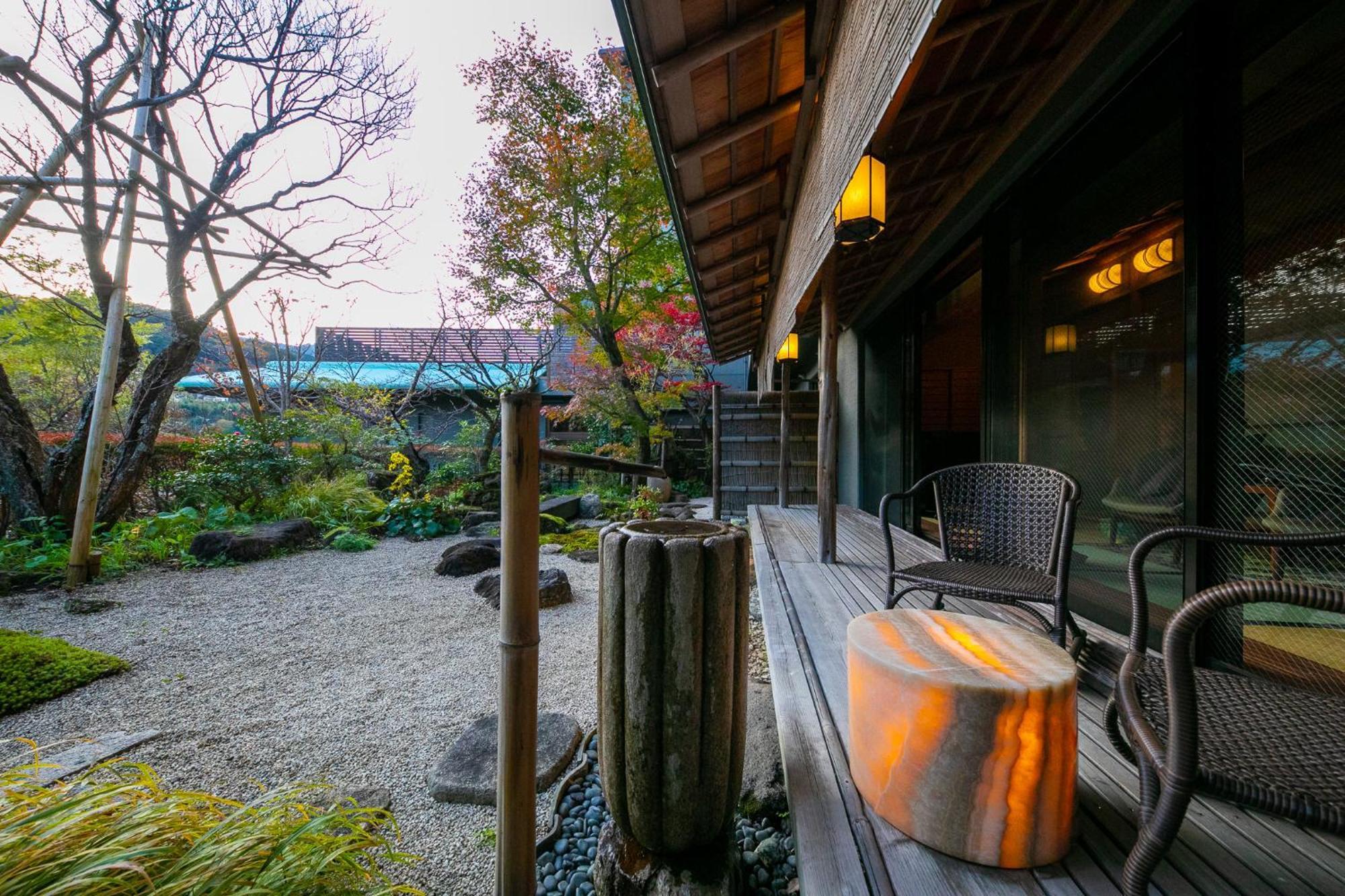 Fukiya Ryokan Yugawara Eksteriør billede